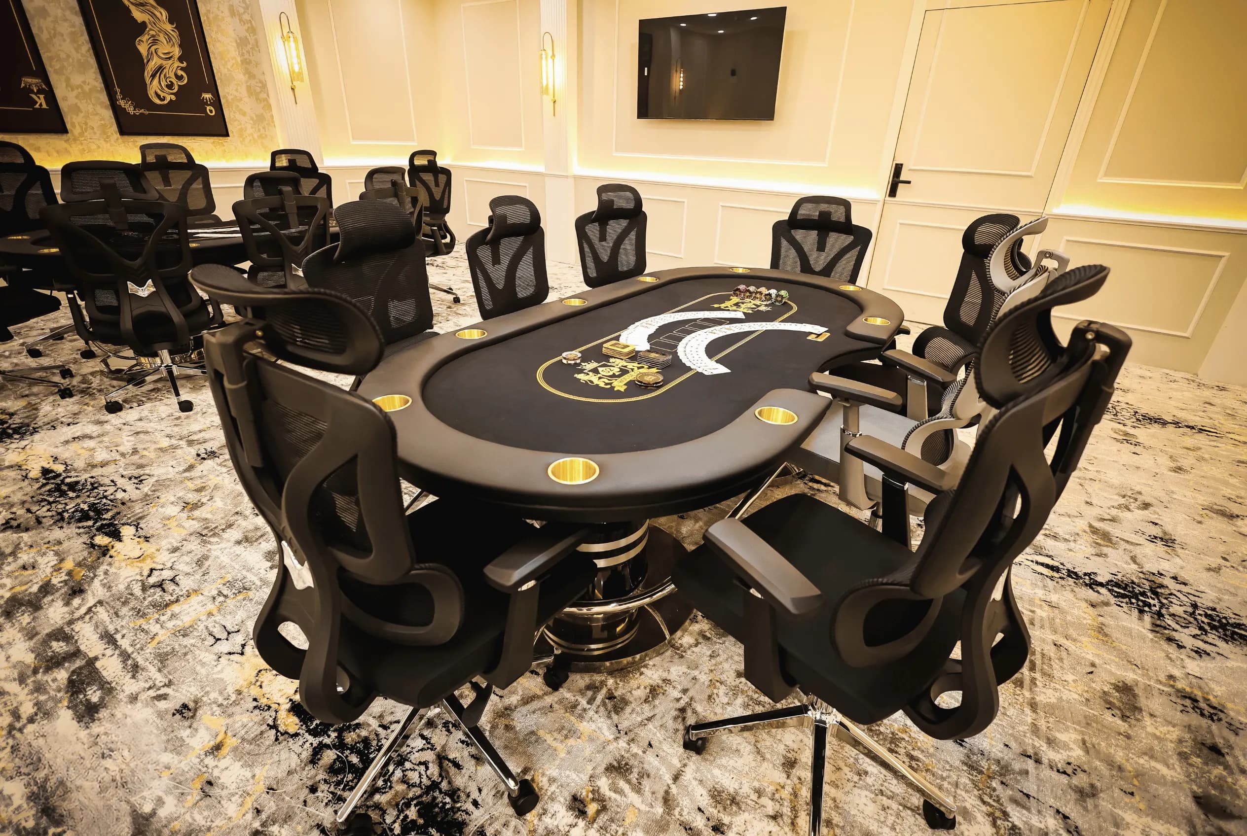 Inside House 52 Poker Room 9